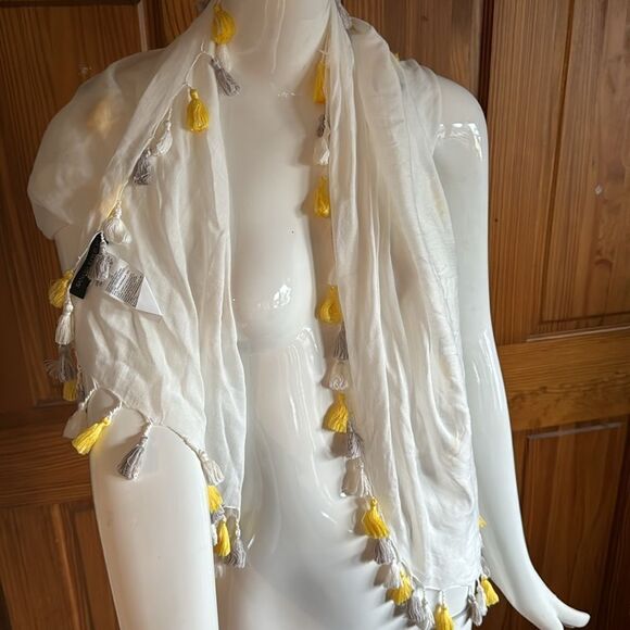 banana republic multi use scarf - Picture 5 of 8